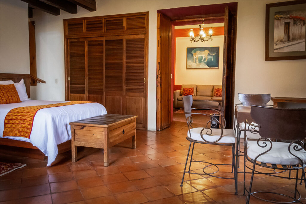 Master Suite Familiar 6