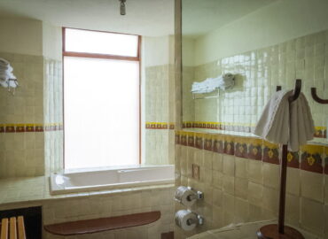 Master Suite Familiar 7